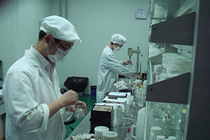 化妆品oem加工厂家的选择标准有哪些？